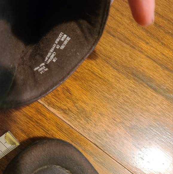 Clarks Women's Brown Leather Slip On 7 N - Picture 6 of 6